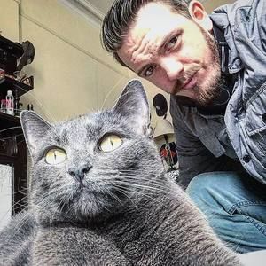 Meet your Posher, Chris